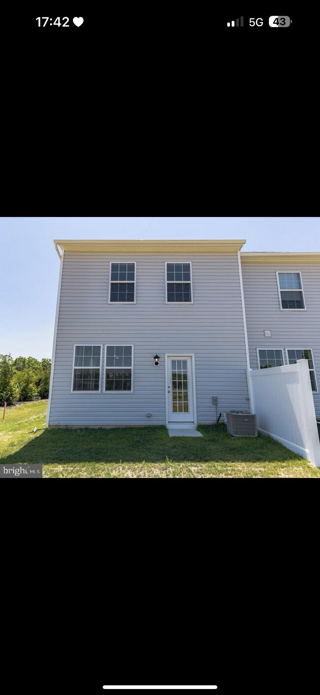 Building Photo - 308 Mazzeo Dr