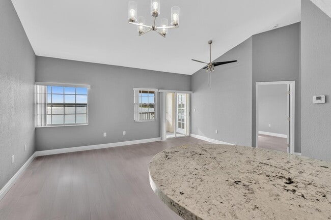 Building Photo - 2851 N Oakland Forest Dr