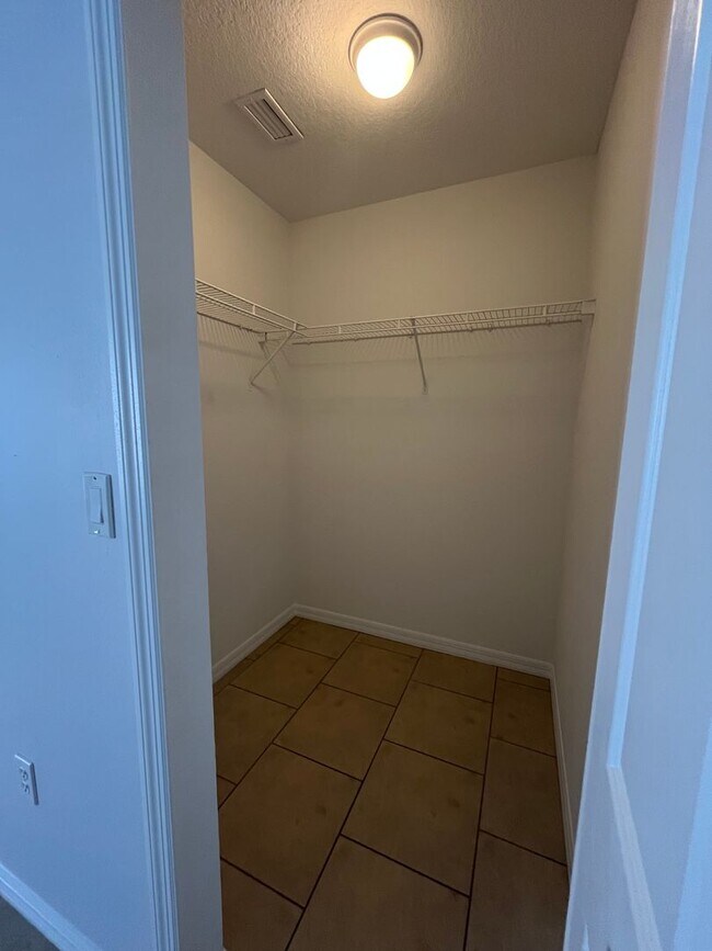Building Photo - THIS WONT LAST LONG!!!! 3/2 ALL TILE!!!