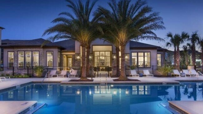 Building Photo - 18402 Tapestry Lake Cir
