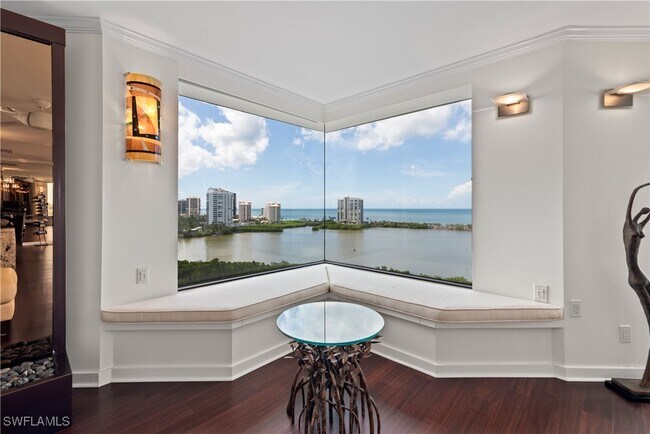 Building Photo - 5555 Heron Point Dr
