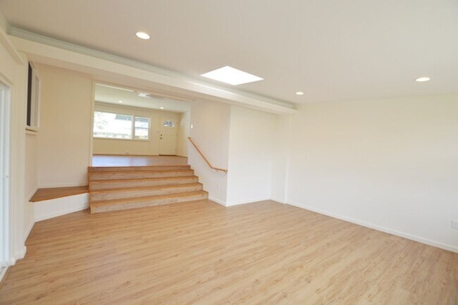Building Photo - 45-722-722 Puohala St