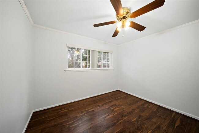 Building Photo - 5215 Cheena Dr