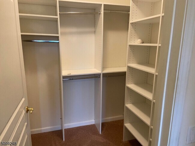 Building Photo - 10411 Warren's Way