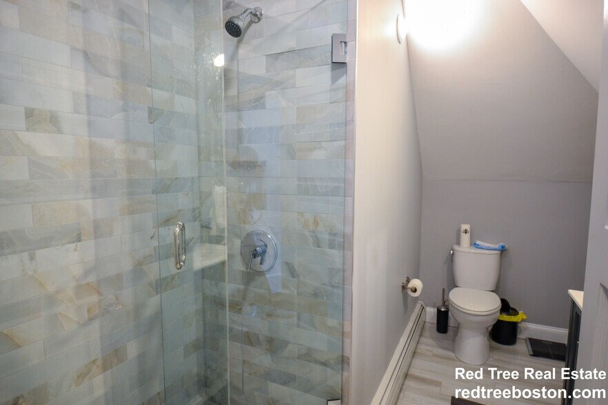 Building Photo - 6-8 South St. Unit 3