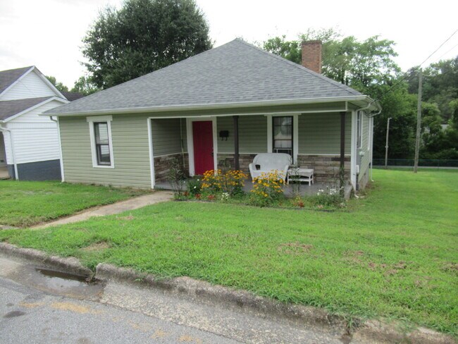 Primary Photo - Downtown Living on the Rail Trail – Move-I...
