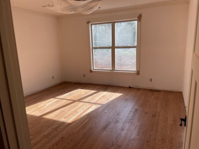 Building Photo - New Construction home on beautiful site near Melton Hill Lake.  Minutes from Farragut