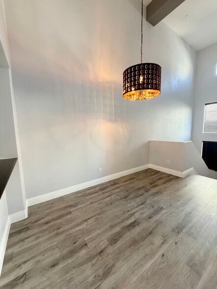 Dining room - 4942 Haight Trl