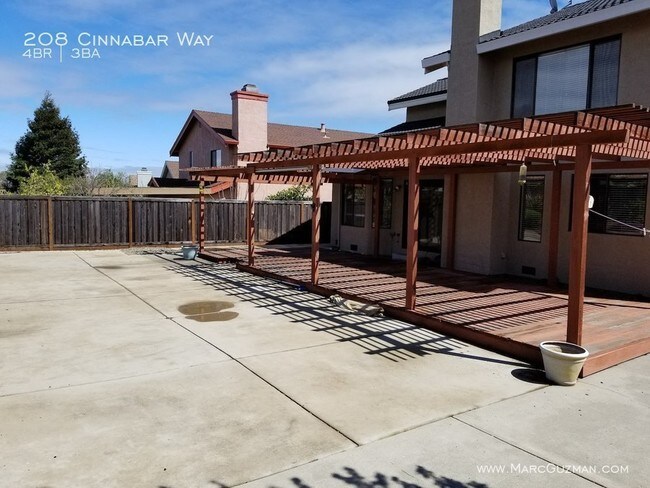 Building Photo - 208 Cinnabar Way