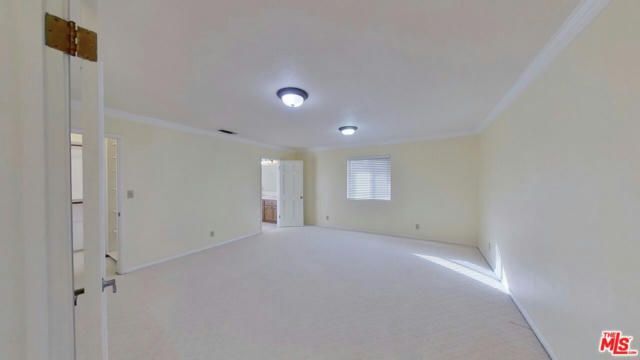 Building Photo - 1430 Lovell Ave