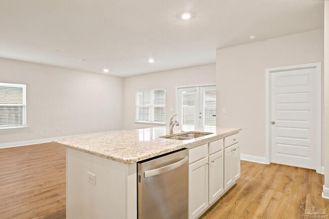 Building Photo - 7745 Burnside Lp