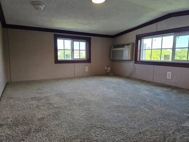 Building Photo - 200 S Banana River Dr