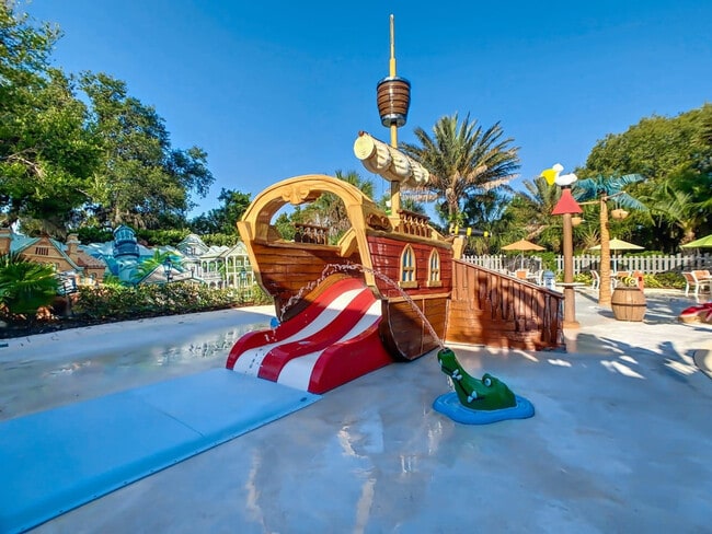 Building Photo - 820 Longboat Dr