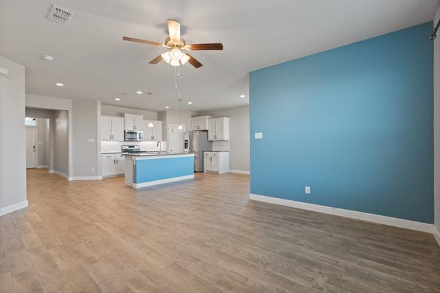 Building Photo - 1402 Fremont Trl