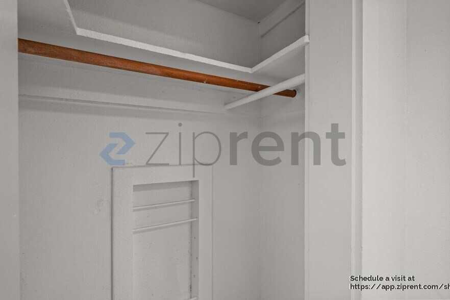 Building Photo - 1323 Monterey Ave