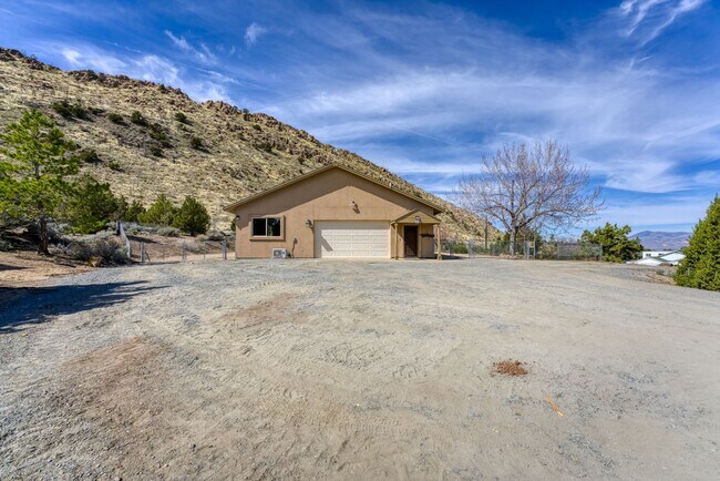 Building Photo - 155 Pioche Rd