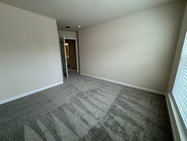 Building Photo - 3714 Feltham Ln