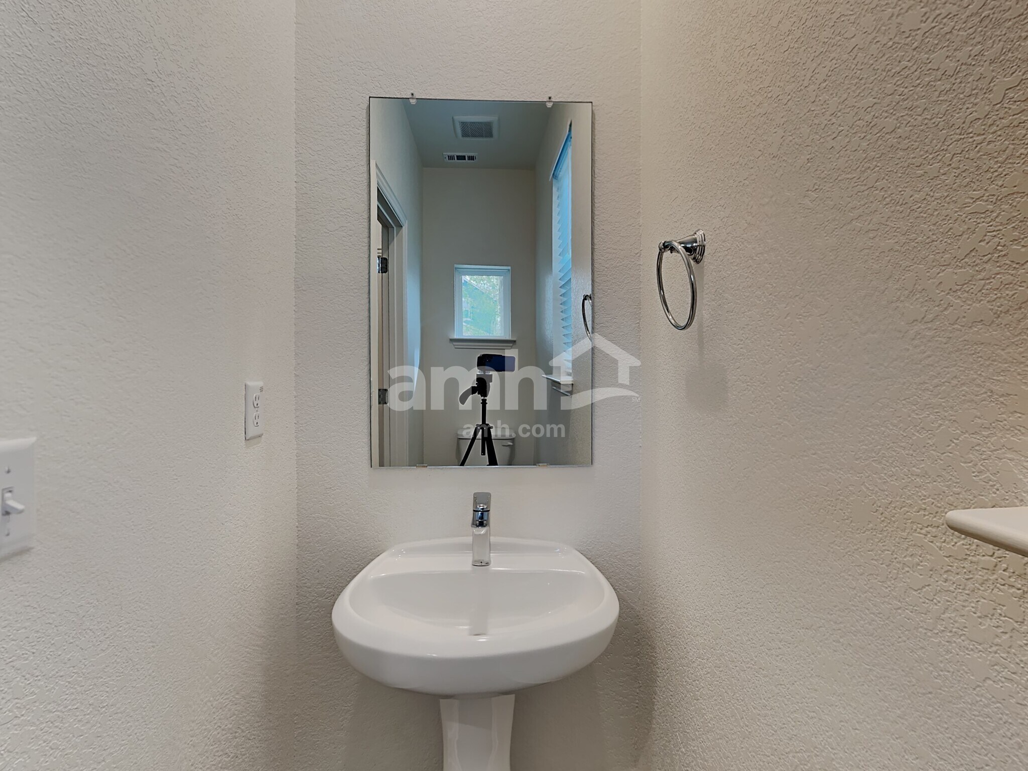 Building Photo - 2715 Spencebrook