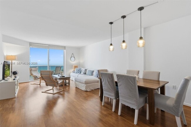 Building Photo - 10275 Collins Ave