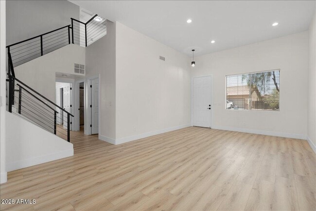 Building Photo - 43336 N Heavenly Way