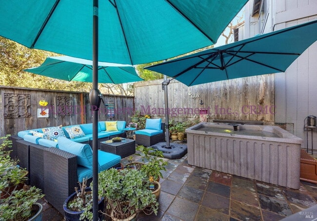 Building Photo - 85 Gazania Ct