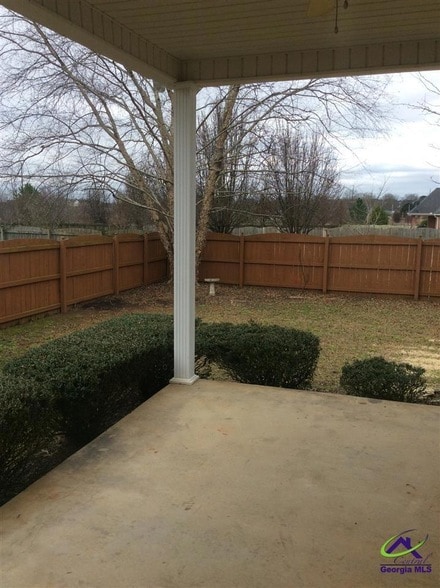 Building Photo - 218 Carrington Ln