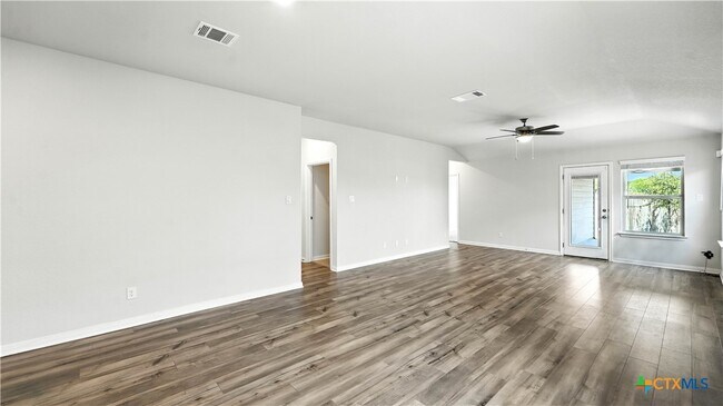 Building Photo - 3154 Charyn Wy