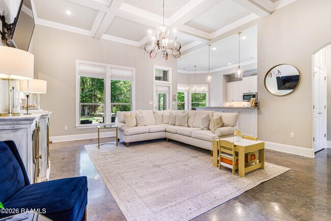 Building Photo - 500 Bateleur Way
