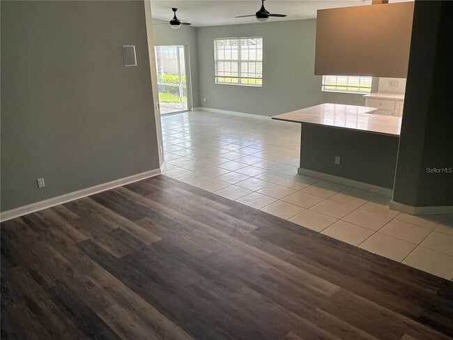 Building Photo - 5796 Ivrea Dr
