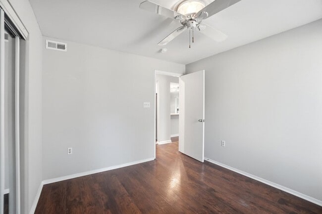 Building Photo - Spacious Condo • Pool Community • Prime Location