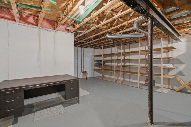 Building Photo - 3265 Galaxy