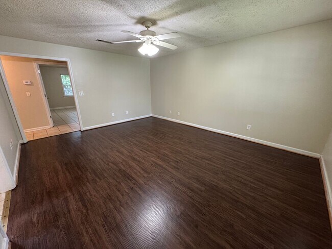 Building Photo - 150&amp;152 Rogers Drive, Rome, GA 30165