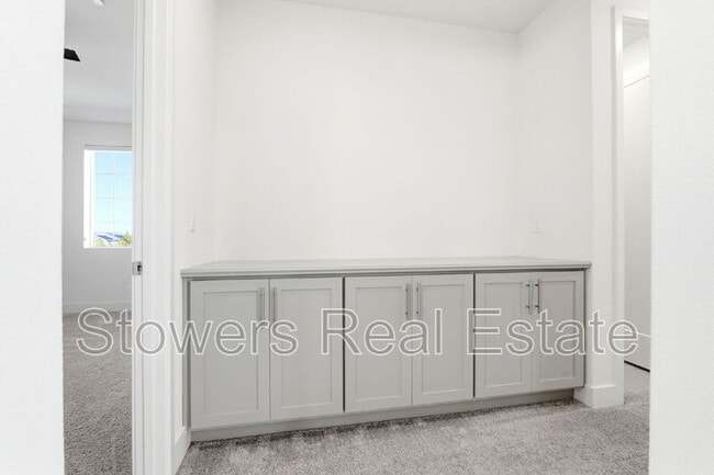 Building Photo - 6336 Moser Wy