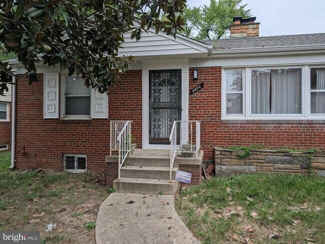 Building Photo - 5504 Kirby St