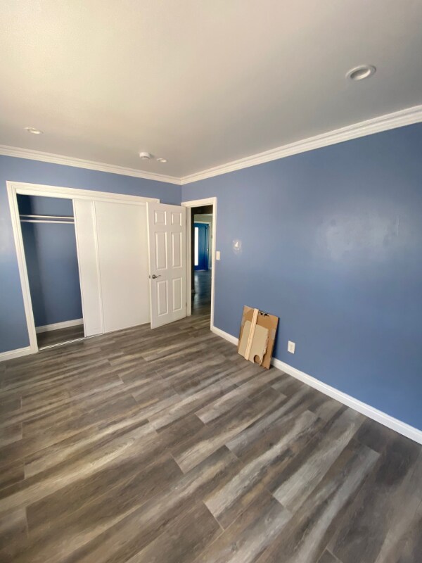 Building Photo - 8128 Puritan St