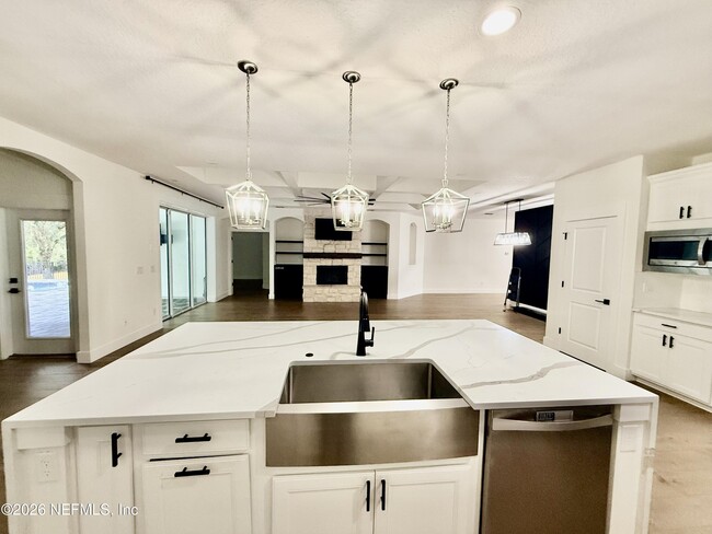 Building Photo - 154 Kiwi Palm Ct