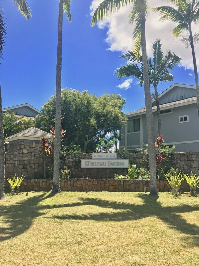 Building Photo - Kumelewai Gardens 1 Bedroom, 1 Bath, 1 Par...