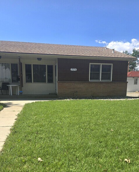 Primary Photo - 771 Kennedy Ave