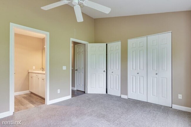Building Photo - 3 br, 2 bath Condo - 1526 SE Cutter Ln
