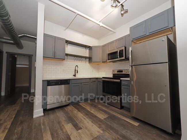 Building Photo - 600 Magnolia St