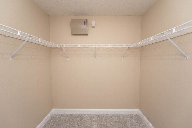 Building Photo - Brackenwood subdivision