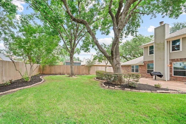 Building Photo - 209 McVoy Dr