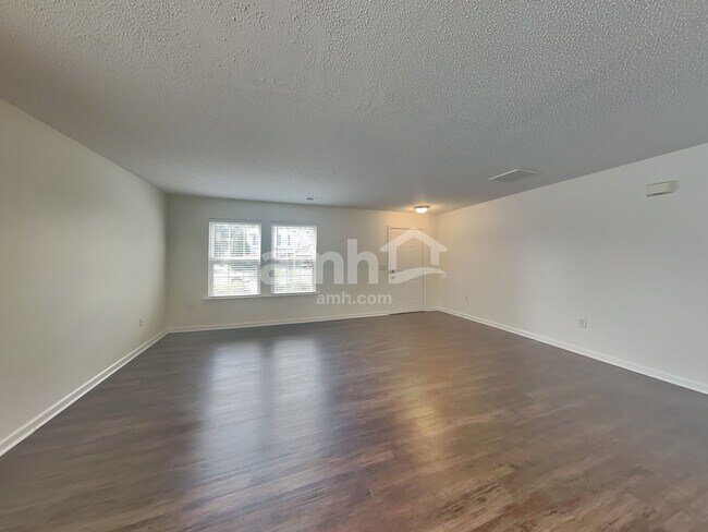 Building Photo - 439 Annaberg Ln