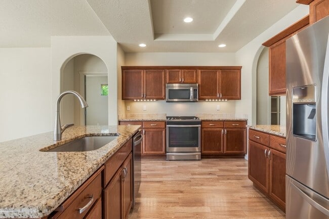 Building Photo - 3 bed with Office Rancher in the Landings ...