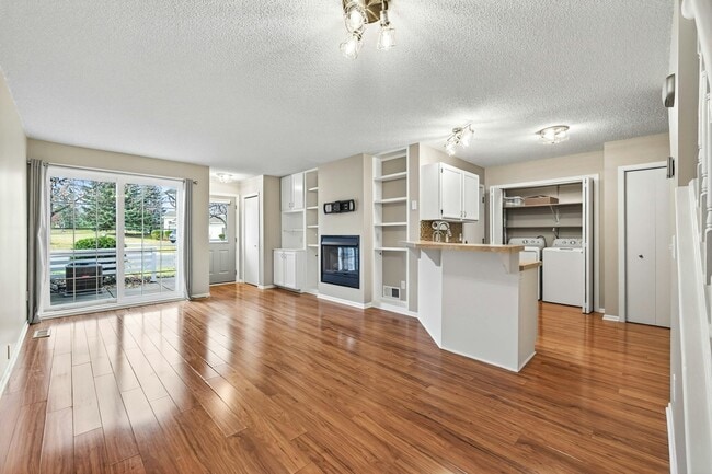 Building Photo - 13460 60th Pl N