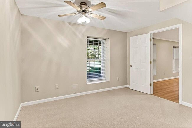 Building Photo - 47497 Saulty Dr
