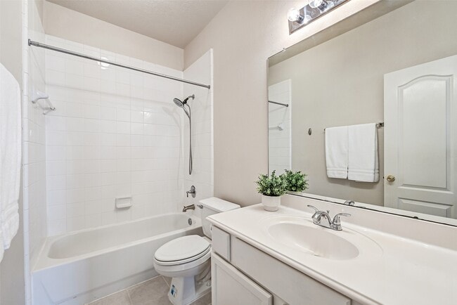 Building Photo - 16814 Tower Ridge