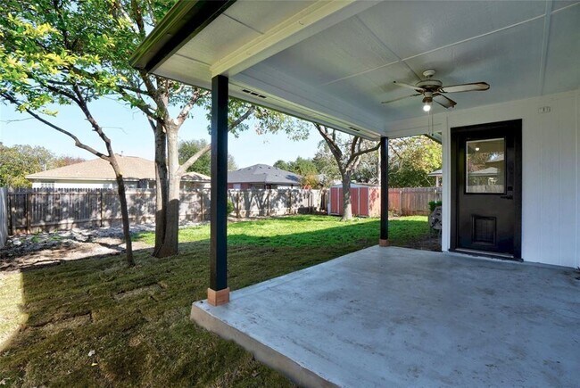 Building Photo - 2537 Vernell Way