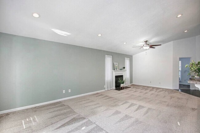 Building Photo - 6632 Branchwater Way
