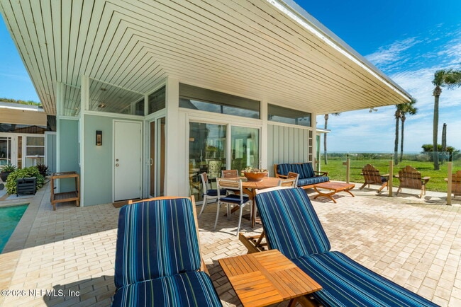 Building Photo - 2337 Seminole Rd